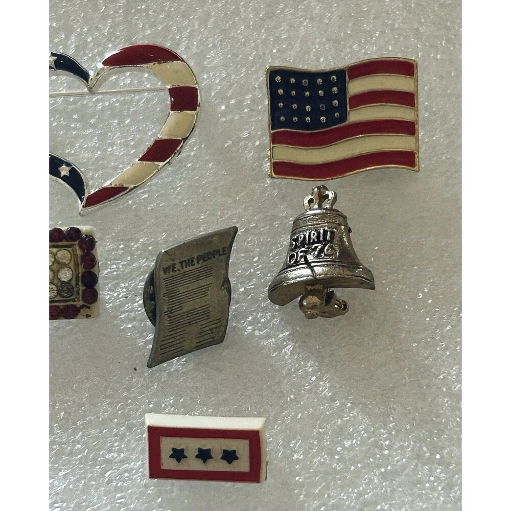 Vintage American Flag Liberty Bell Patriotic Avon‎ America Beautiful Pin Brooch